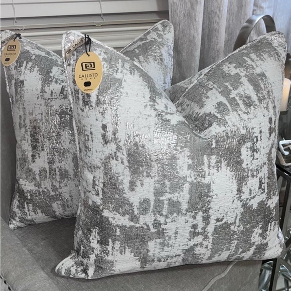 Velvet Pillow Callisto Home Throw Pillows NWT CALLISTO HOME  1-NWT CALLISTO HOME METALLIC SILVER DECORATIVE PILLOW